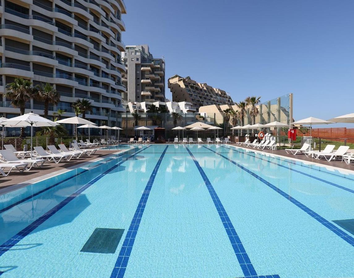 Play Hatzuk Beach Tel Aviv Eksteriør bilde